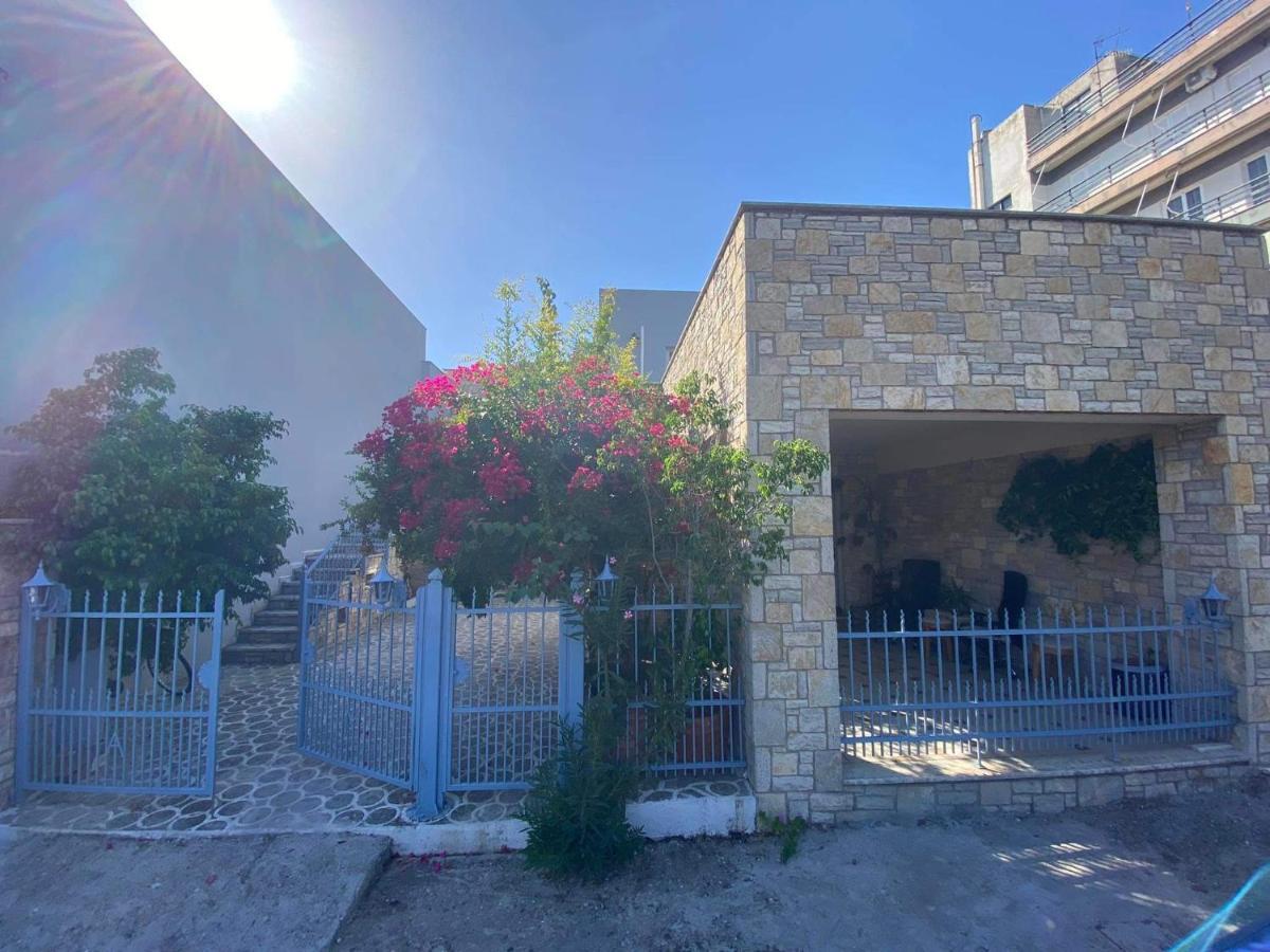 Апартаменти Πέτρινο Στη Θάλασσα Навпакт Екстер'єр фото
