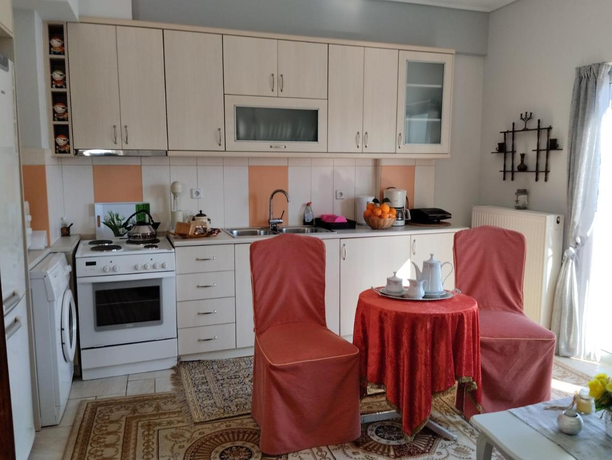 Апартаменти Πέτρινο Στη Θάλασσα Навпакт Екстер'єр фото