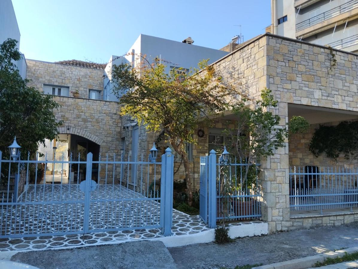 Апартаменти Πέτρινο Στη Θάλασσα Навпакт Екстер'єр фото