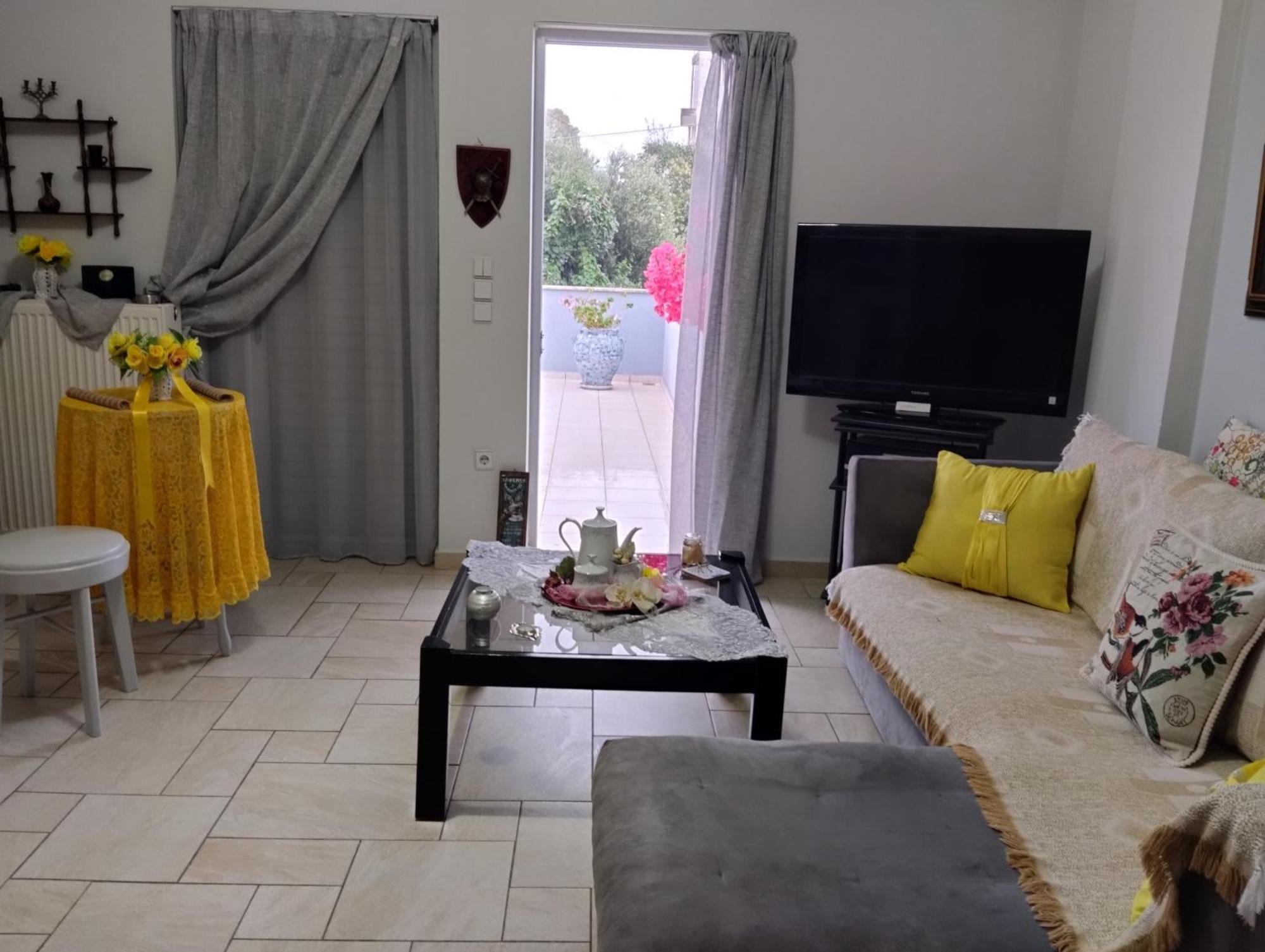 Апартаменти Πέτρινο Στη Θάλασσα Навпакт Екстер'єр фото